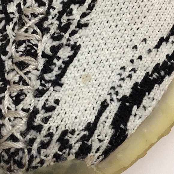 ✨Yeezy boost 350 V2 “zebra”2017 USED with orig. box, size 4.5✨ - Picture 10 of 13